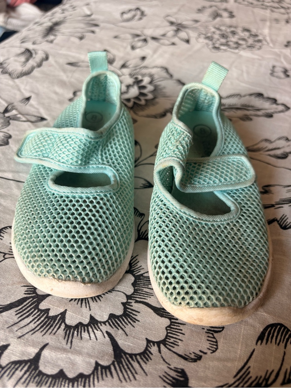 Cat & Jack Kids Mint Mesh Hook-and-Loop Mary Jane Sneakers